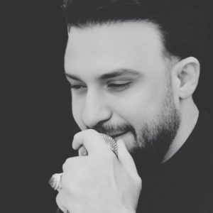 دانلود آهنگ مصطفی ابراهیمی به نام من هرشب بی اراده مست مستم